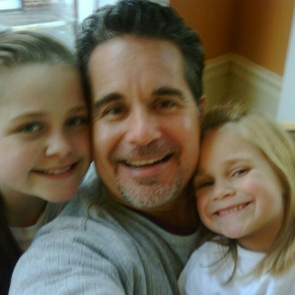 Meet your Posher, Rafael - Picture 1 of 1